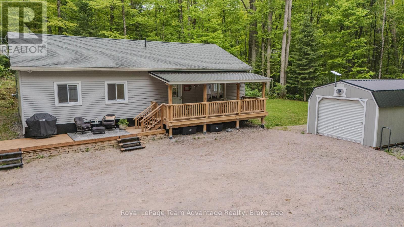 264 ALMAGUIN DRIVE - 32