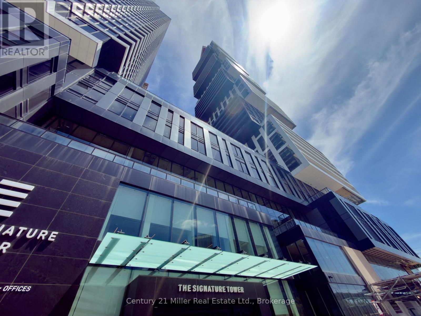 Elegant Main Entrance with 24-Hour Concierge