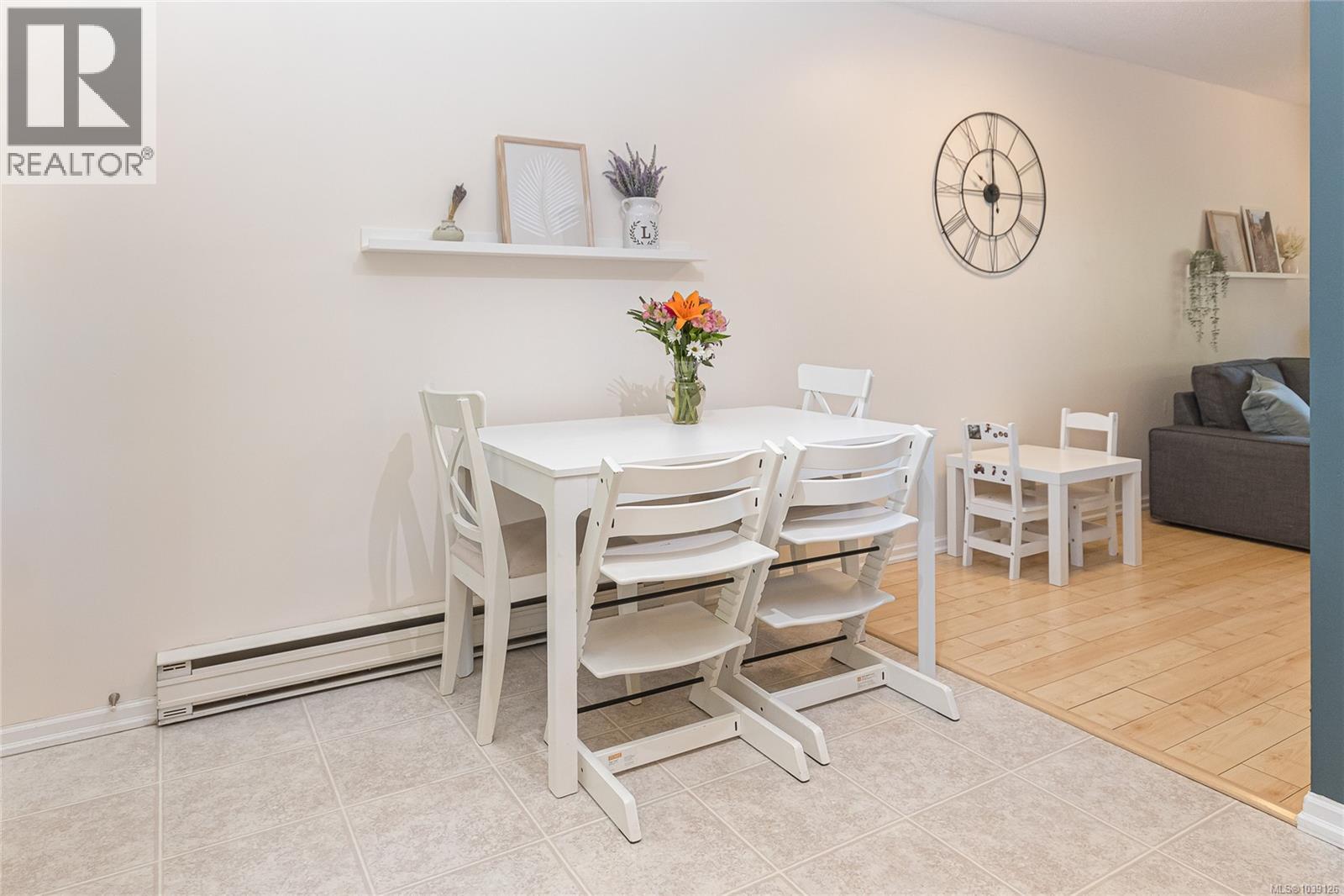  1022 Falmouth Road, Saanich