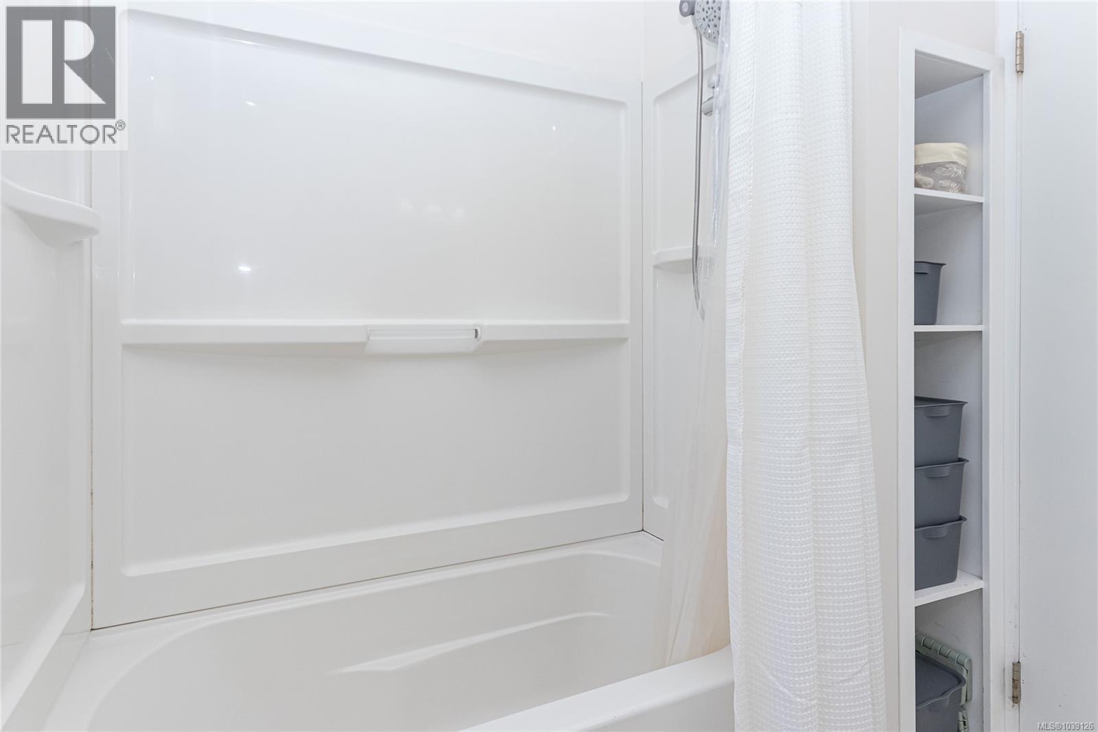 1022 Falmouth Rd - 26