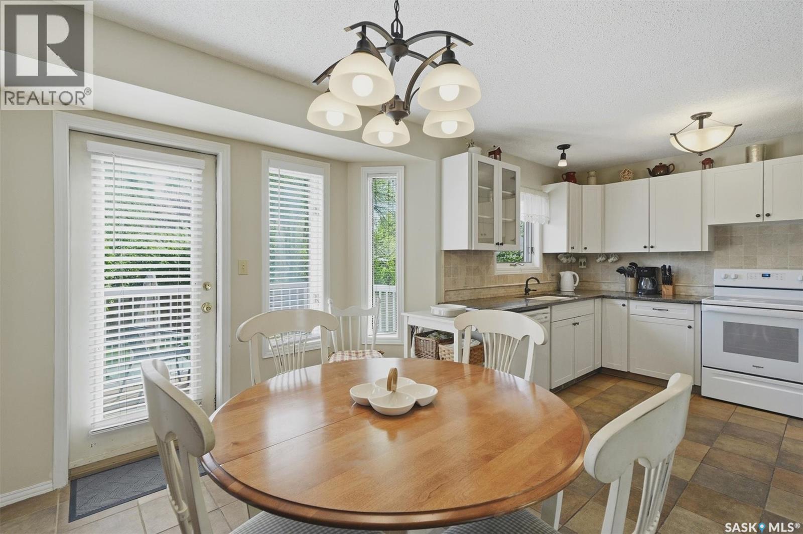 314 Bornstein CRESCENT - 12