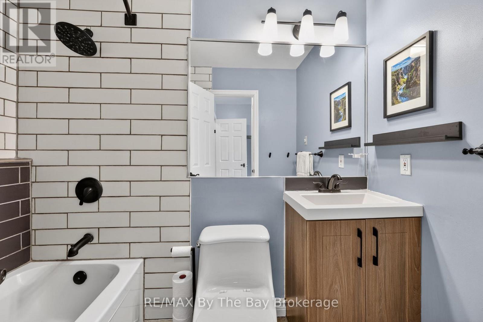 43 TRAFALGAR ROAD - 13