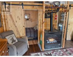 18246 Highway 540, Evansville, ON P0P1E0 Photo 12