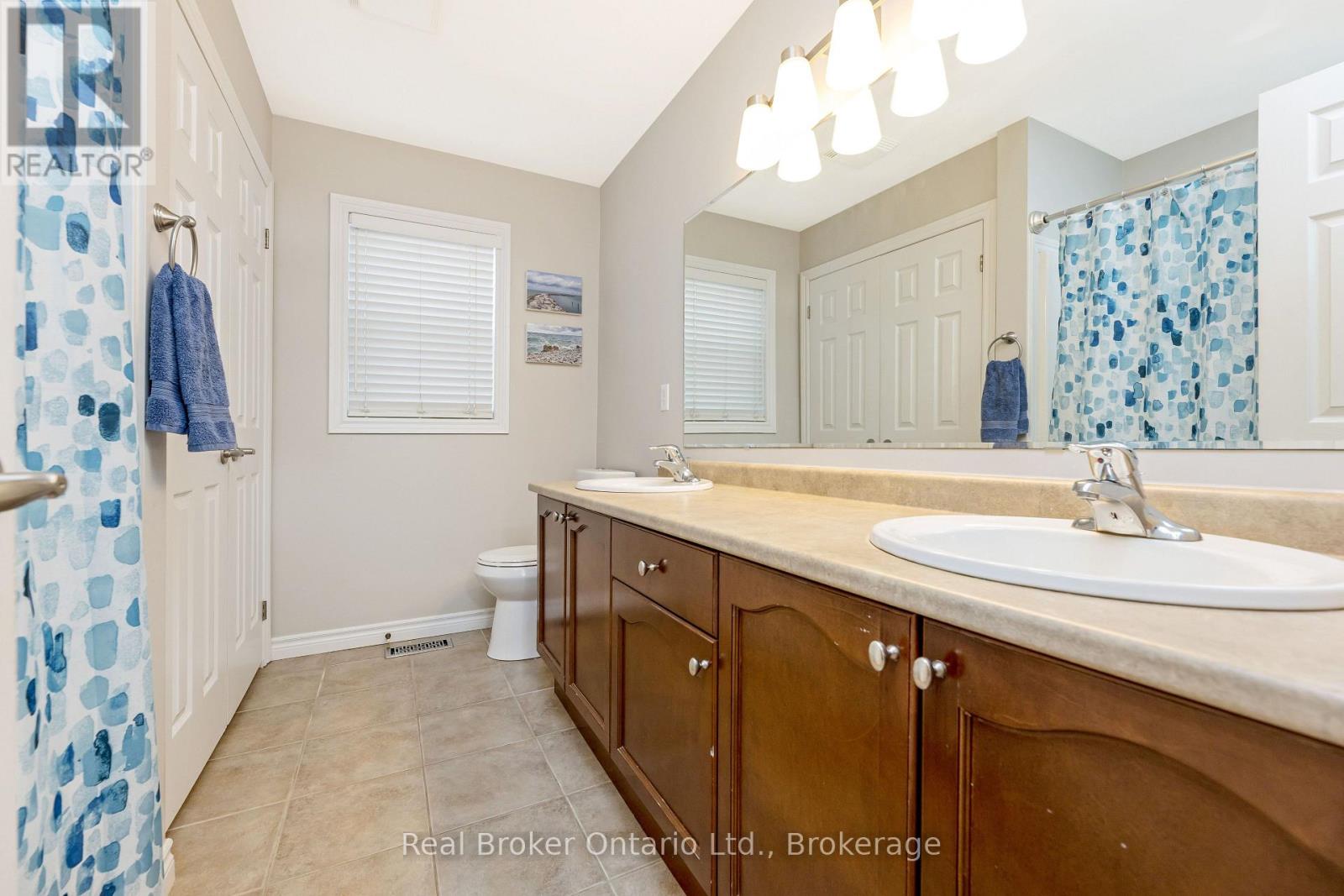 22 ATTO DRIVE - 26