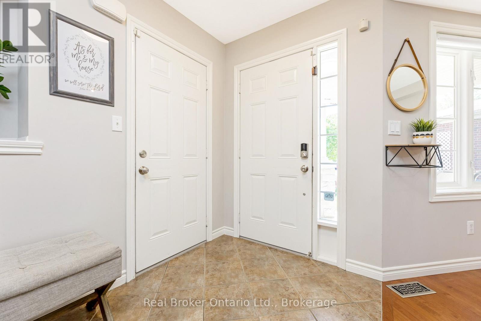 22 ATTO DRIVE - 6