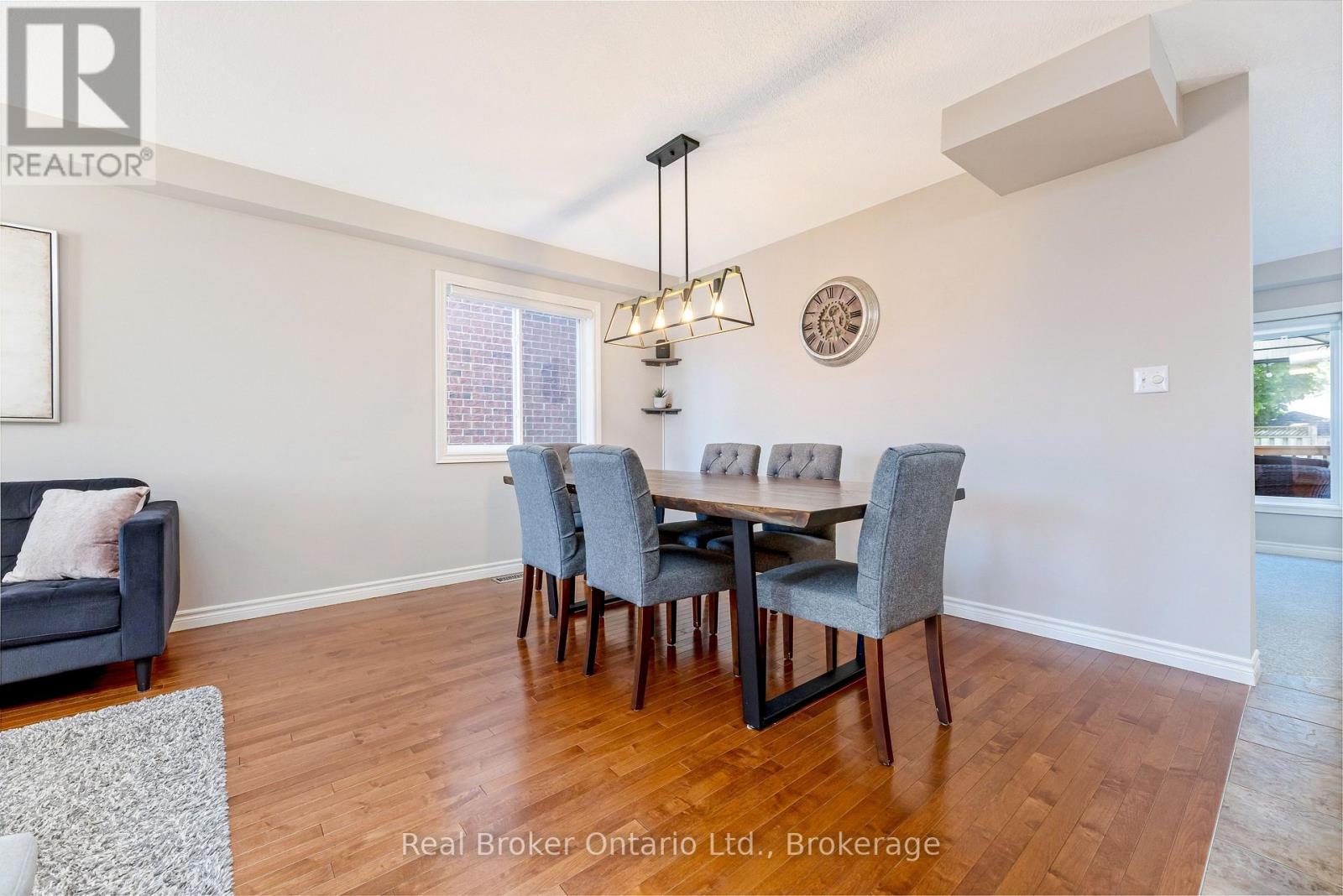 22 ATTO DRIVE - 9