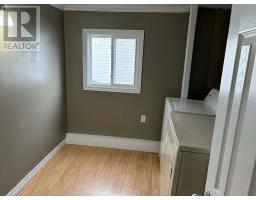 10 Park Place thumbnail 12