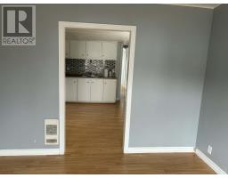 10 Park Place thumbnail 5