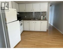 10 Park Place thumbnail 7