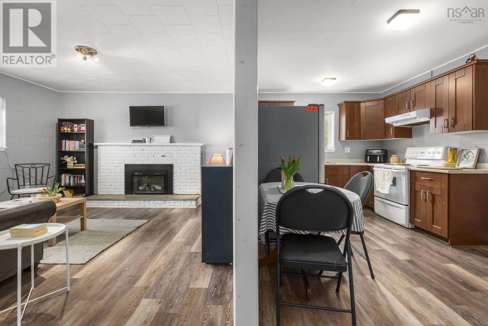 73/75 Pleasant Street - 8