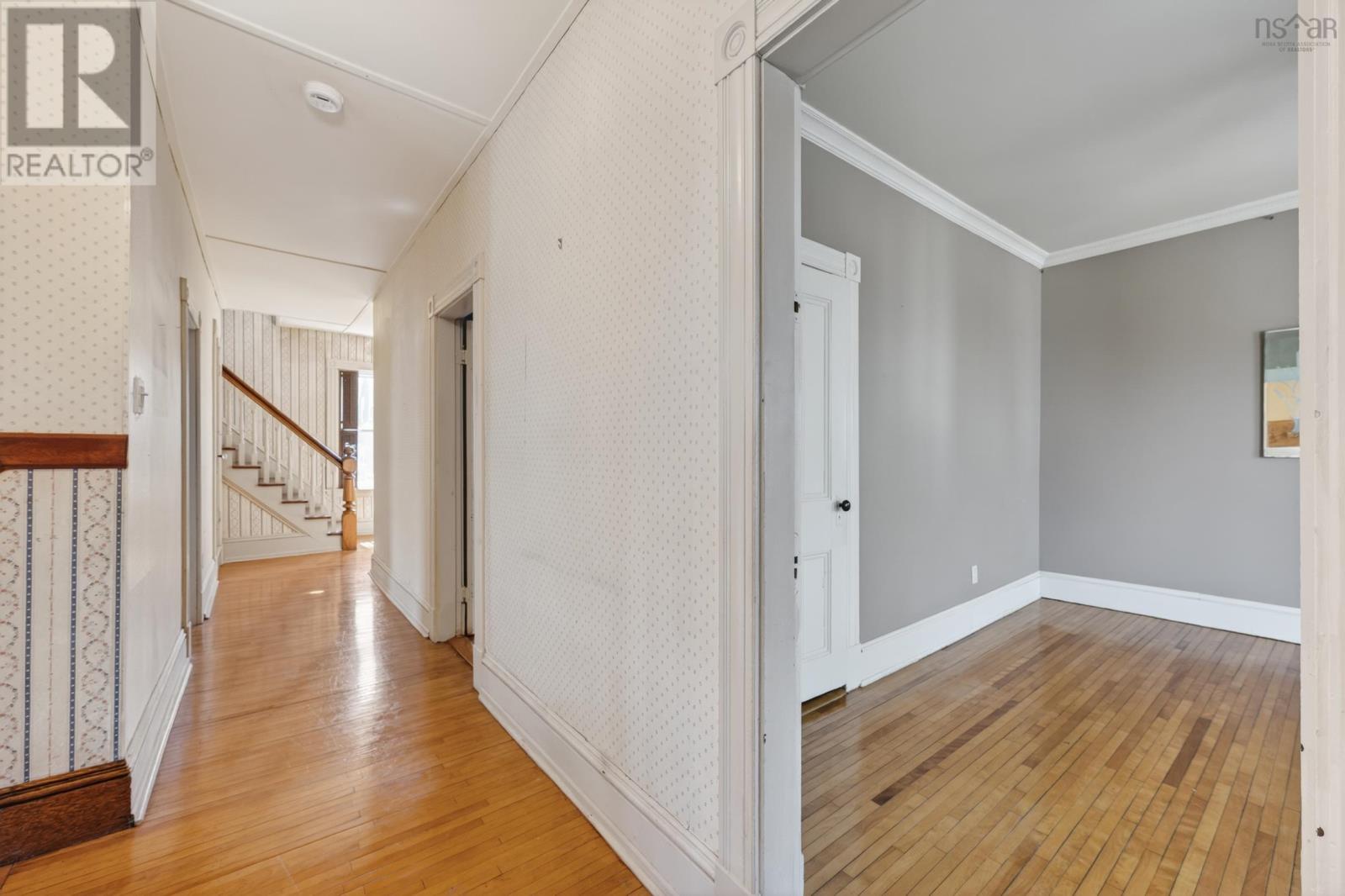 Property 31 of 44 of 22 Beacon Street