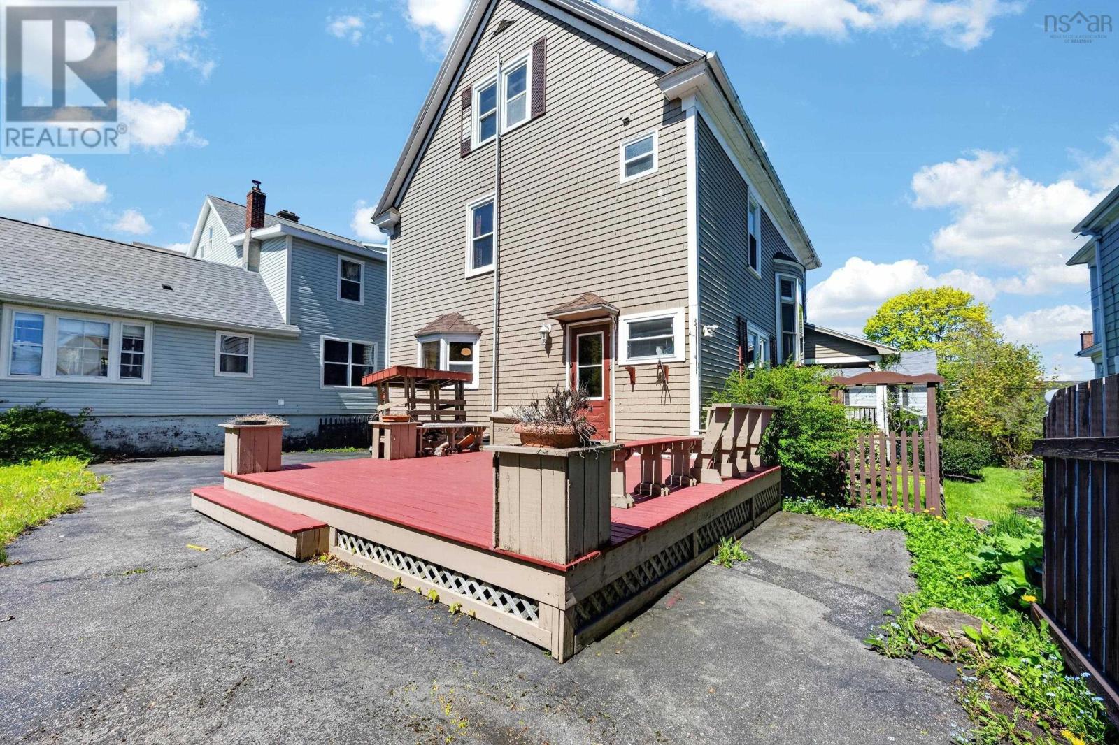 Property 12 of 44 of 22 Beacon Street