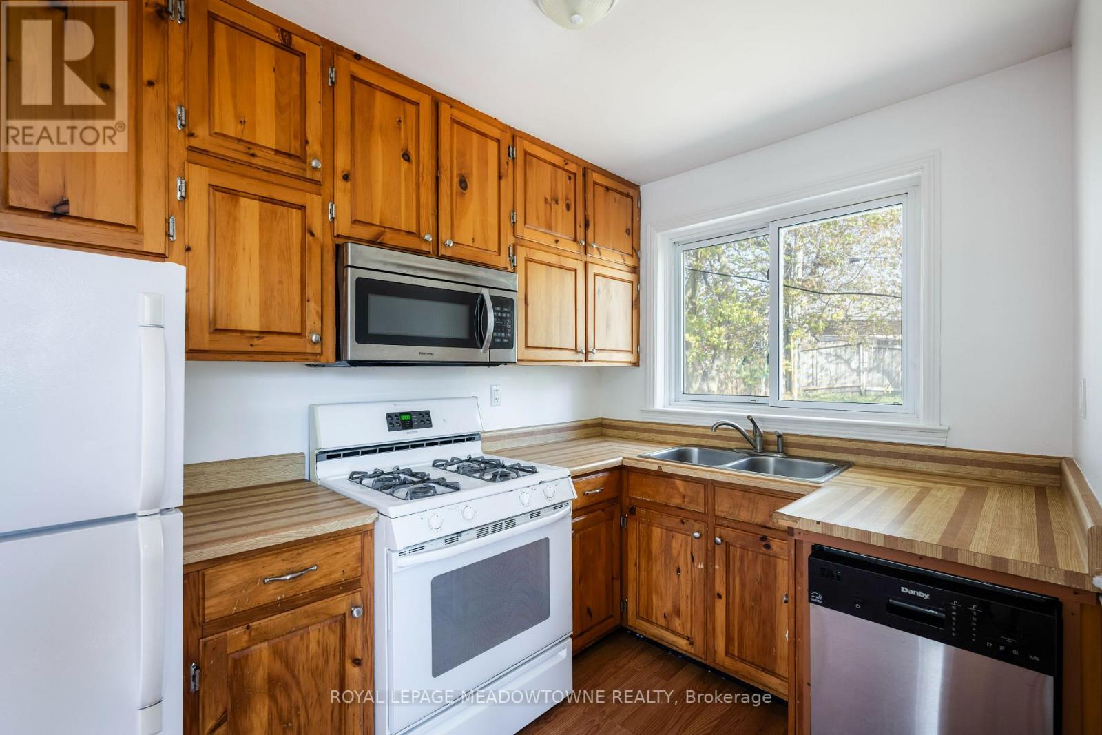 169 LONGFIELD ROAD - 19