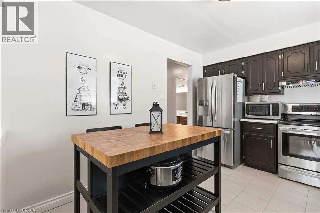 352 BRANTWOOD PARK Road - 12