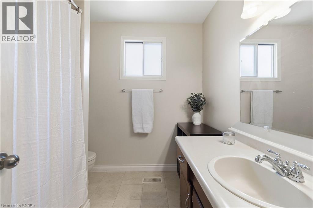 352 BRANTWOOD PARK Road - 14