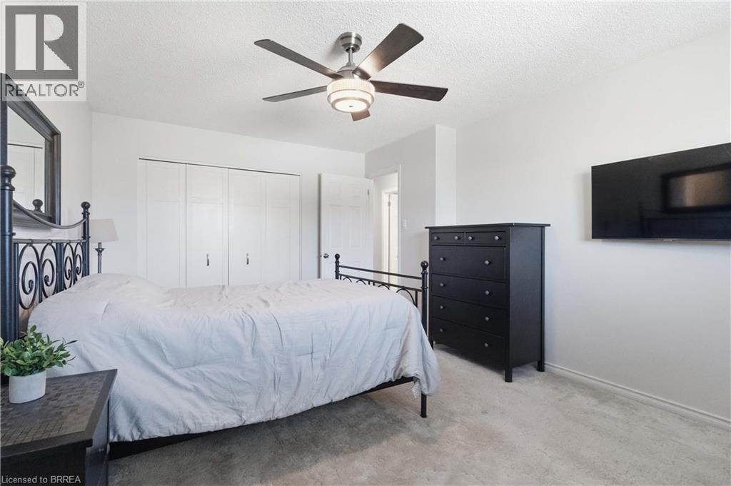 352 BRANTWOOD PARK Road - 17