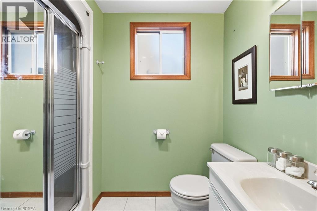 352 BRANTWOOD PARK Road - 27