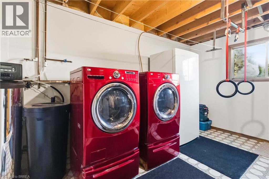 352 BRANTWOOD PARK Road - 28