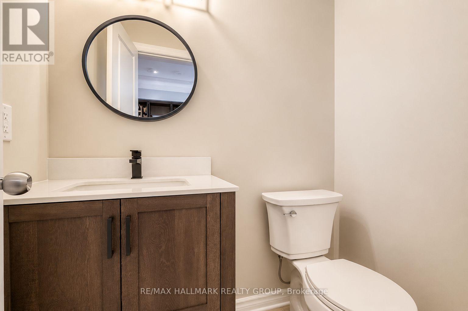 6335 RENAUD ROAD - 12