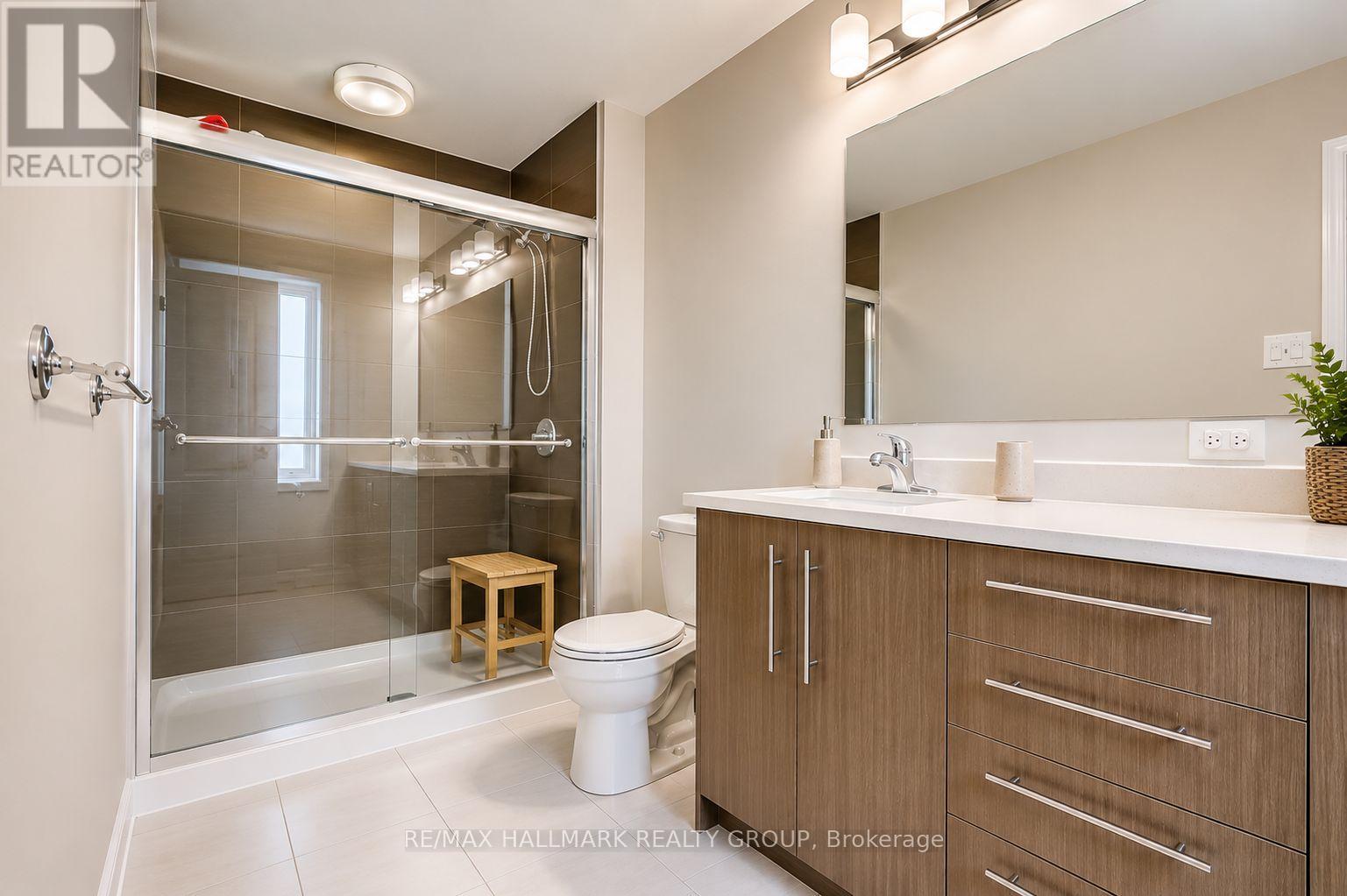 6335 RENAUD ROAD - 14