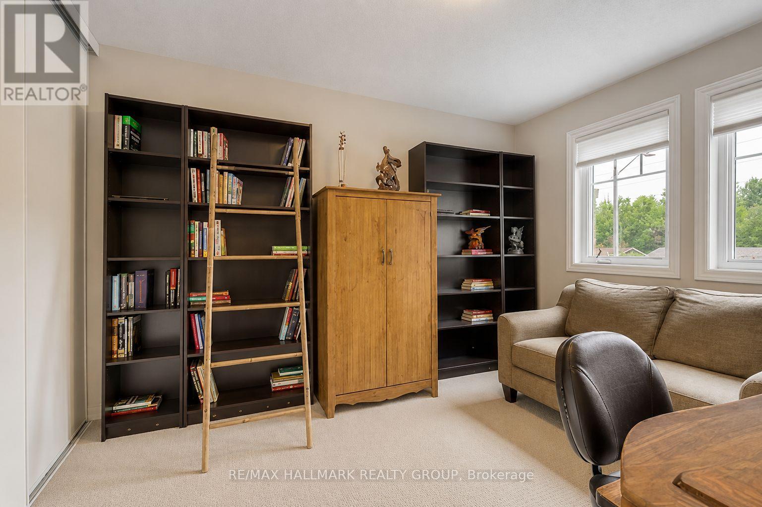6335 RENAUD ROAD - 15