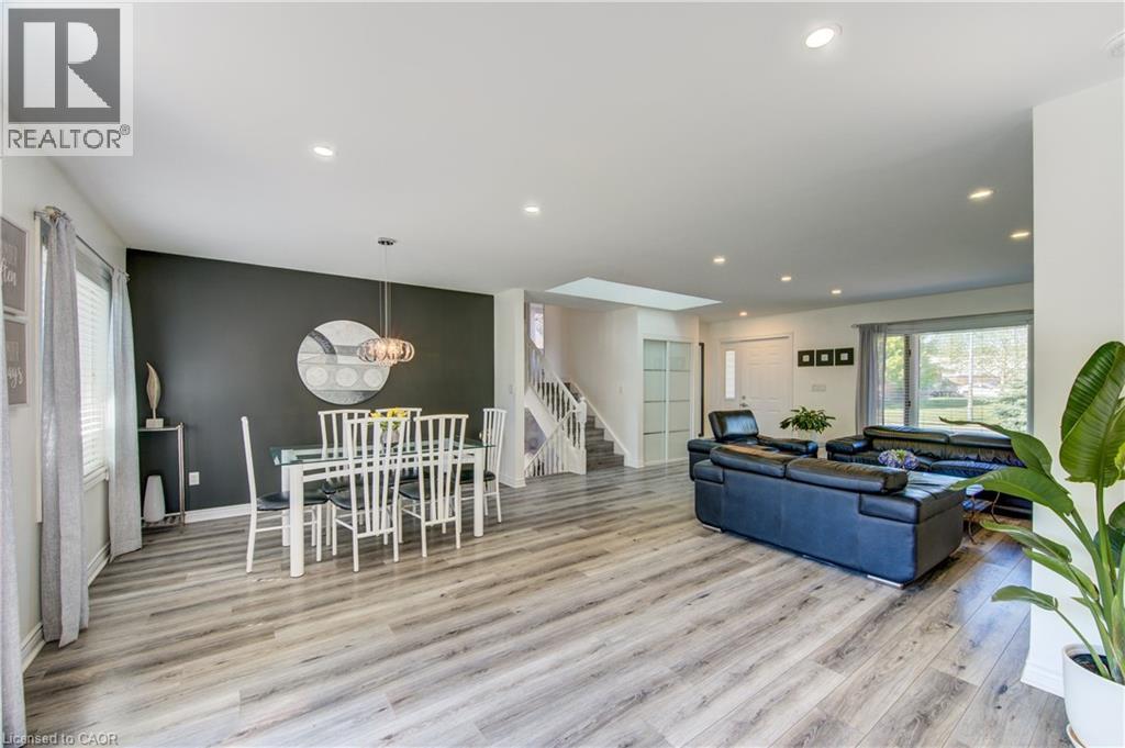 3-bedroom home for sale at 102 ALLEN Street, Tillsonburg ON · photo 11 of 51