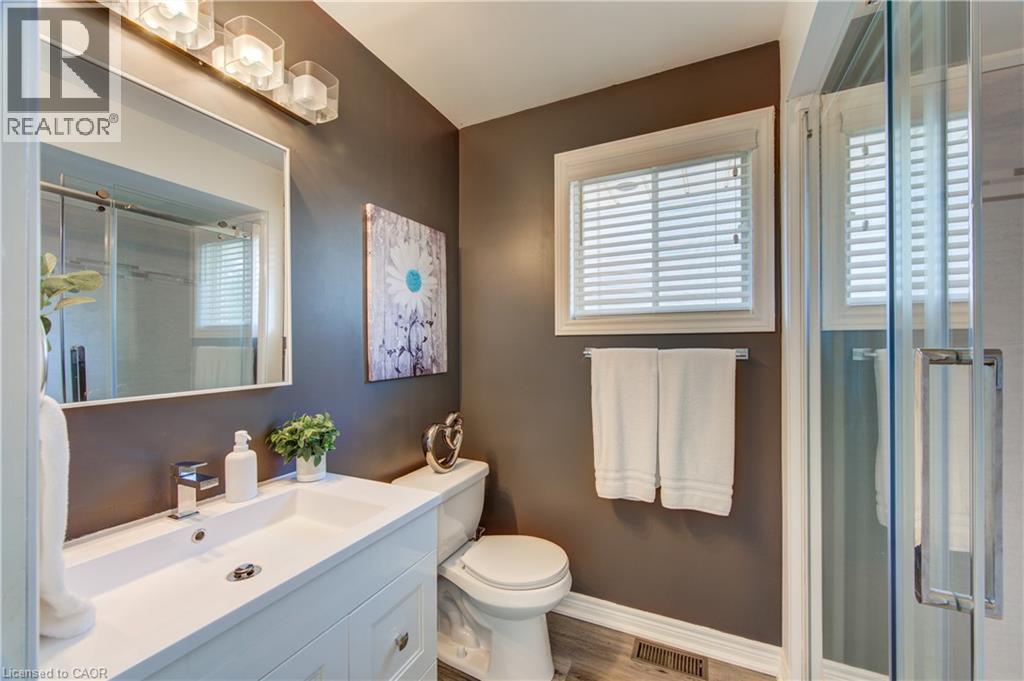 3-bedroom home for sale at 102 ALLEN Street, Tillsonburg ON · photo 24 of 51
