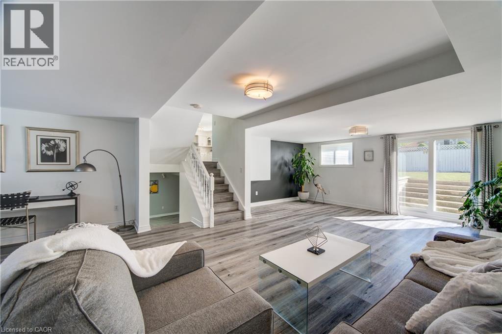 3-bedroom home for sale at 102 ALLEN Street, Tillsonburg ON · photo 31 of 51