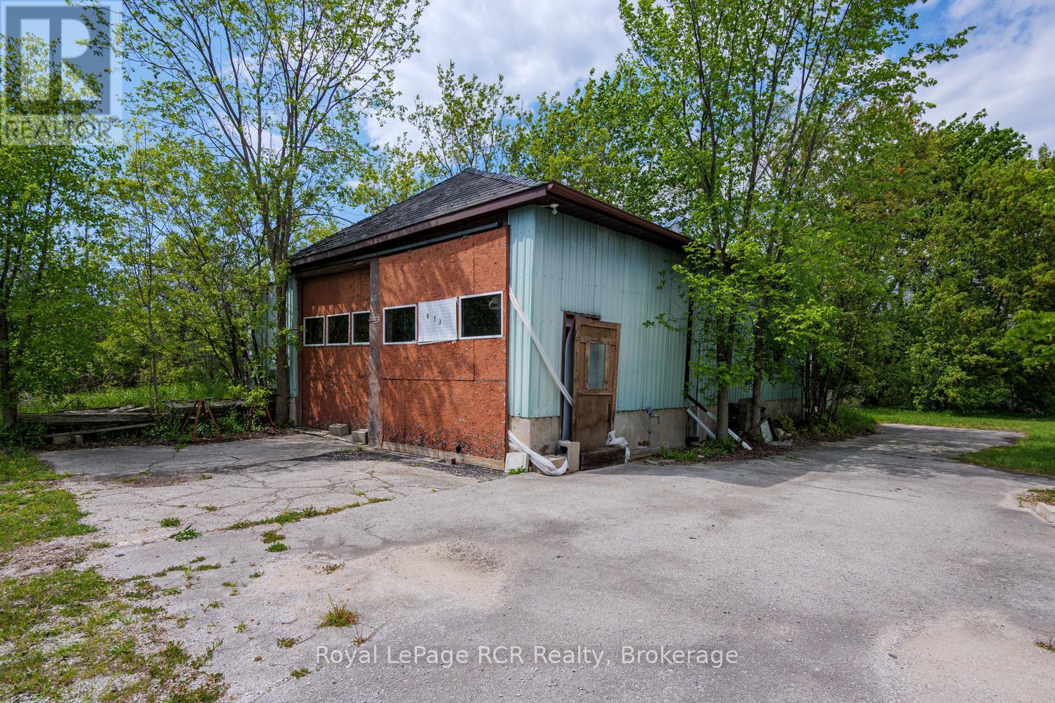 873 14TH STREET W - 43