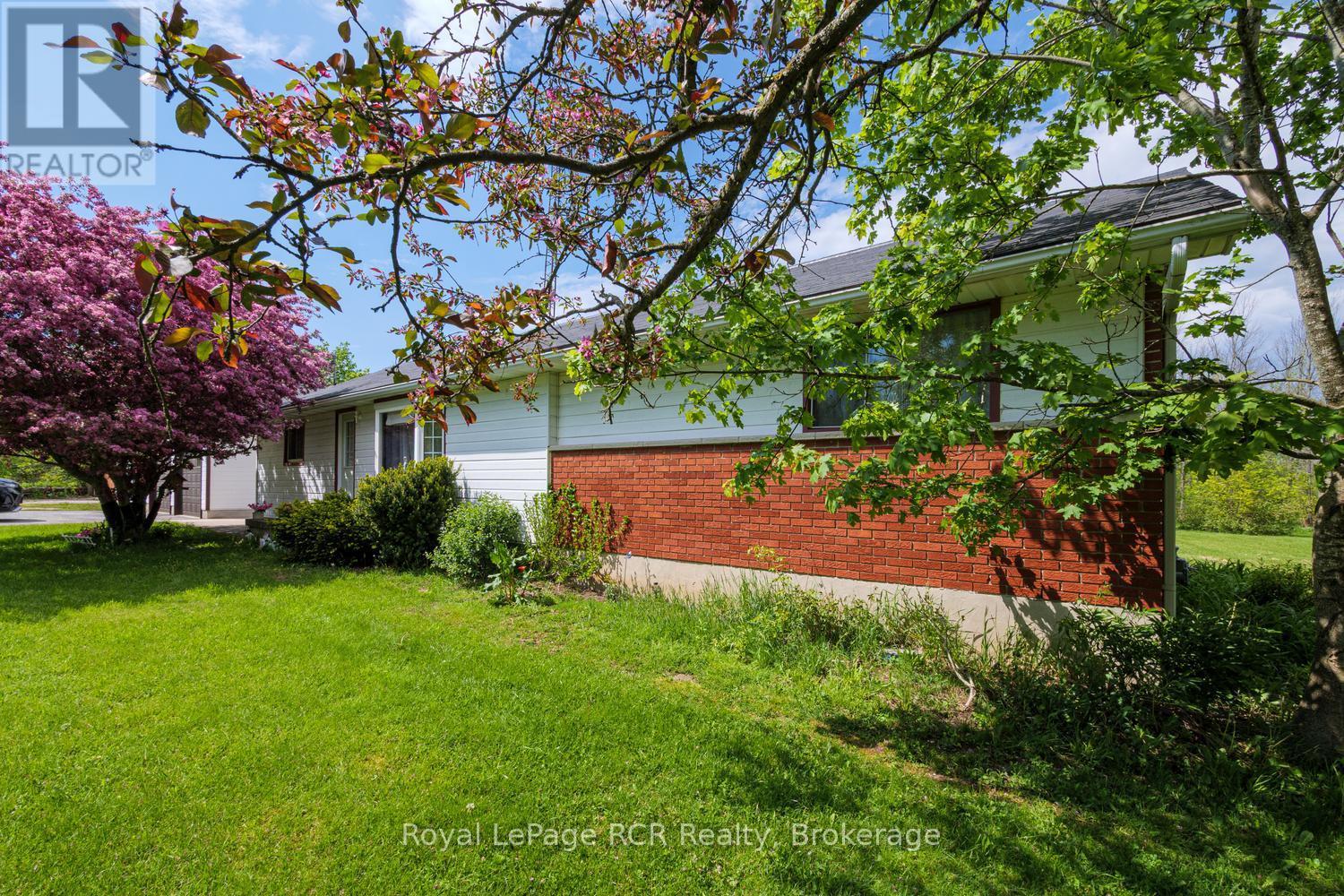 873 14TH STREET W - 6