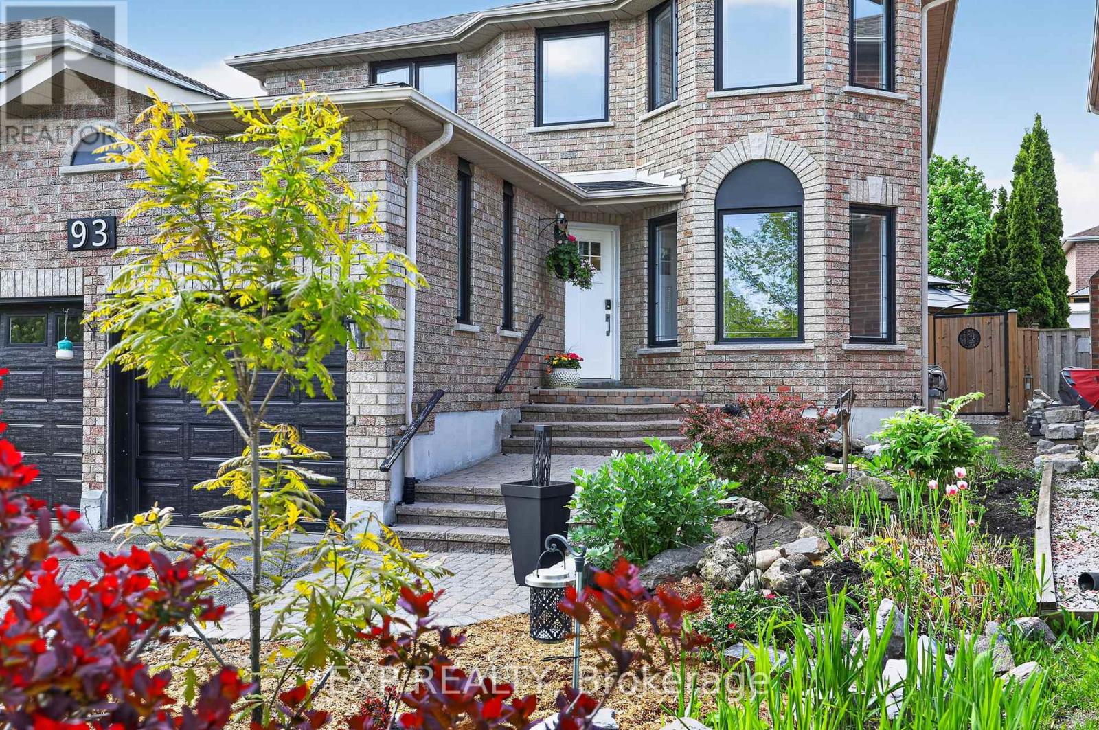 93 TAYLOR DRIVE - 2