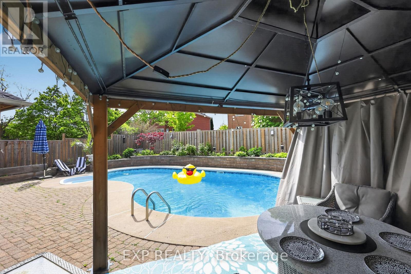 93 TAYLOR DRIVE - 28