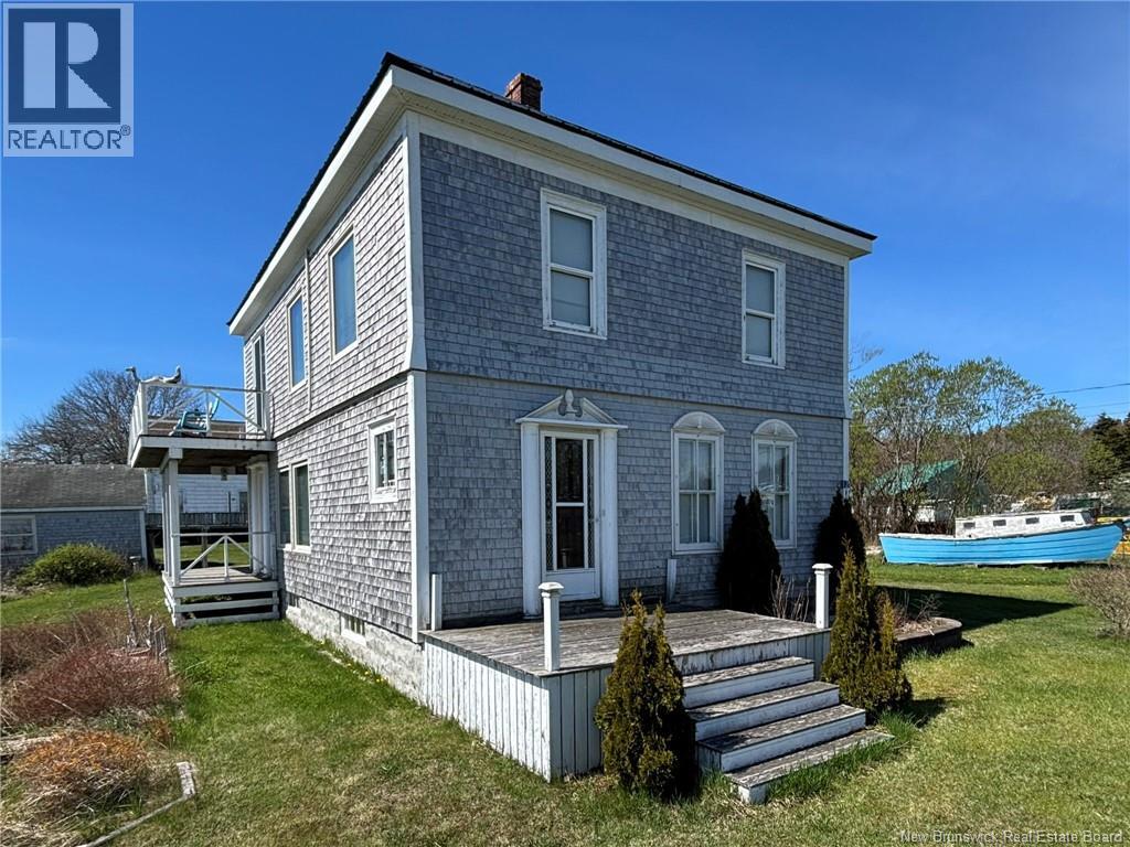 12 SC Breakwater, Grand Manan — photo 3