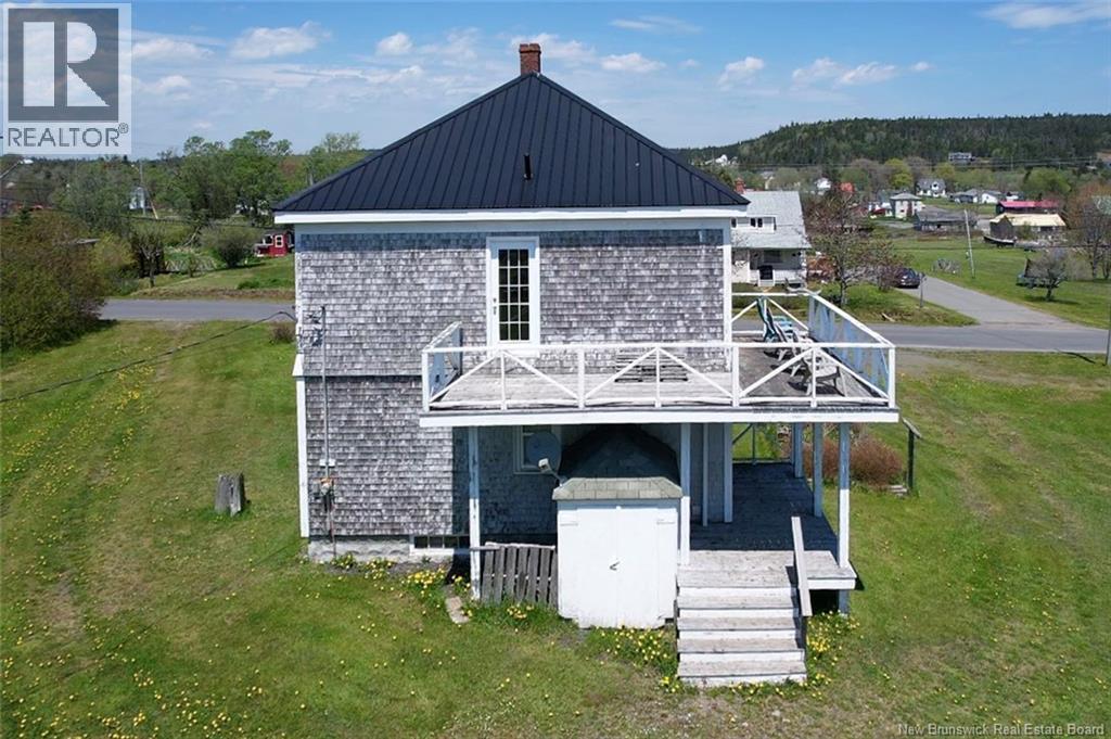 12 SC Breakwater - 40