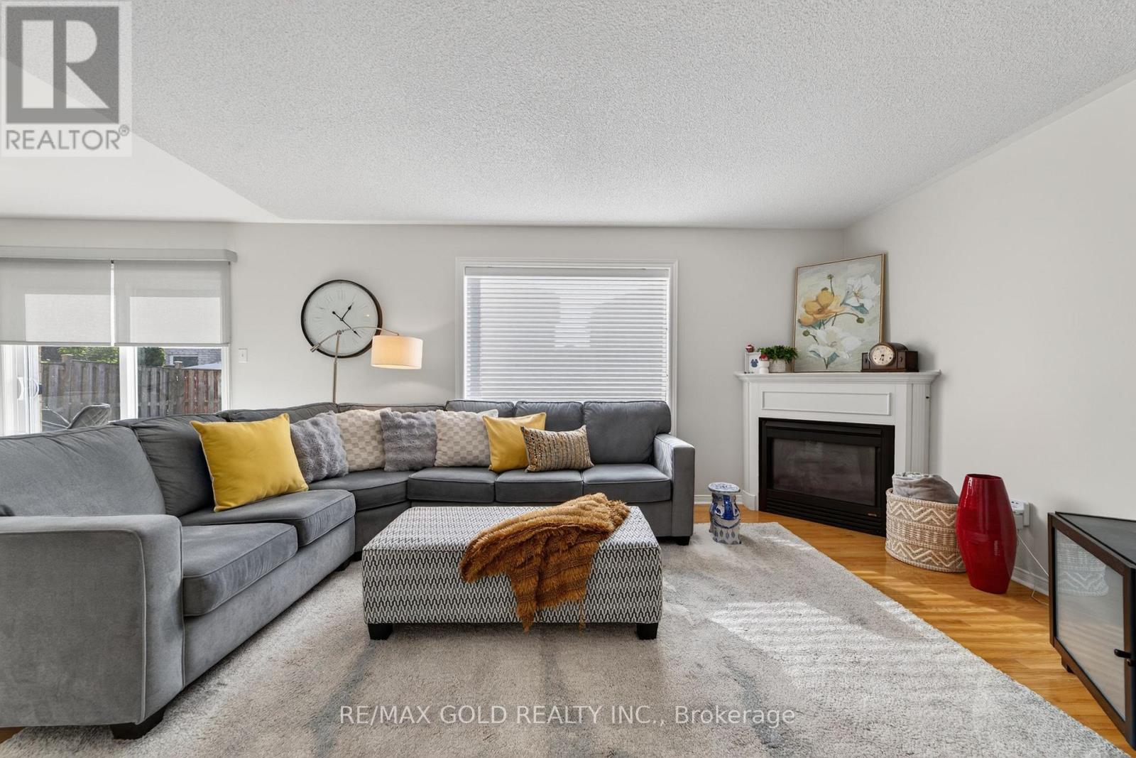 50 FAIRHILL AVENUE - 16