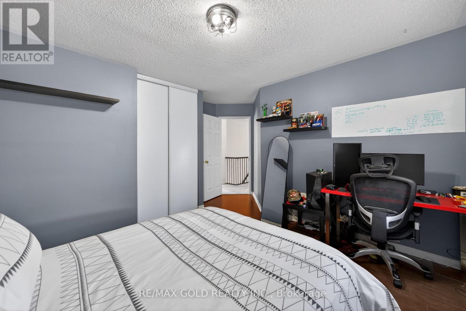 50 FAIRHILL AVENUE - 33