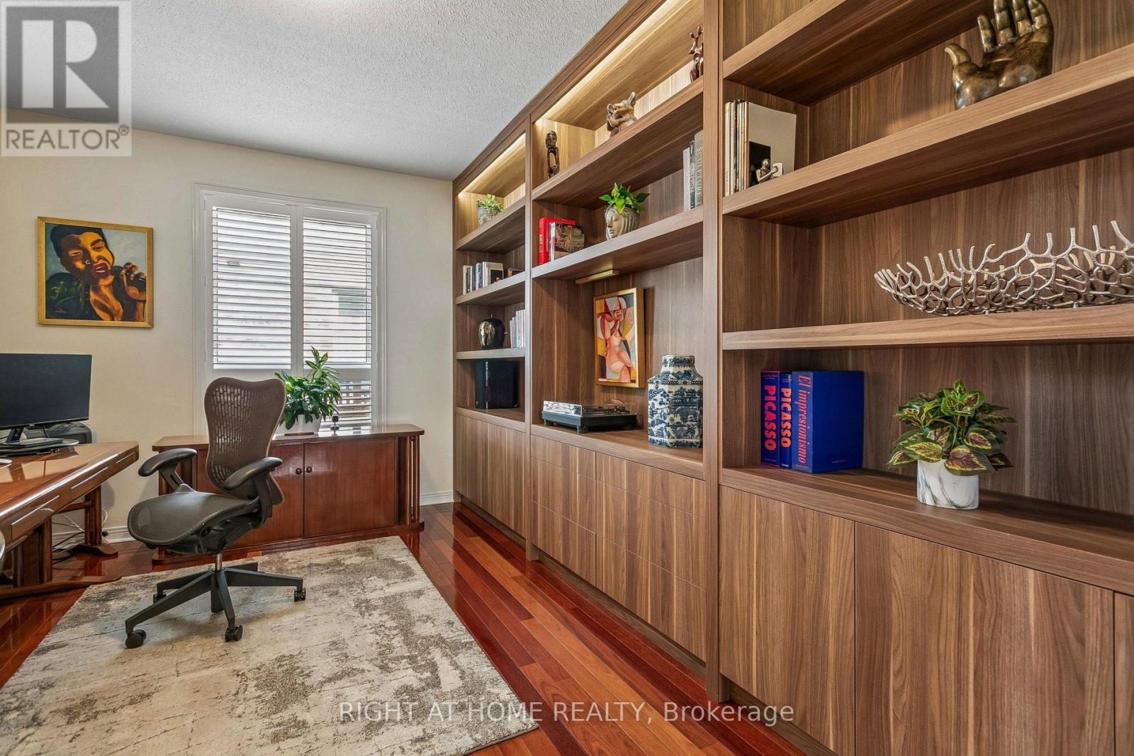 4263 COUPLES CRESCENT - 8