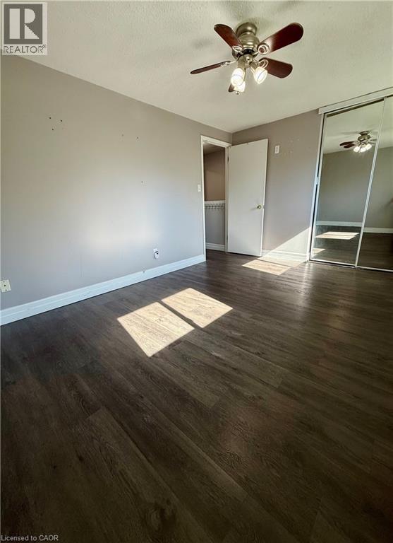 #30 25 UPPER CANADA Drive - 13