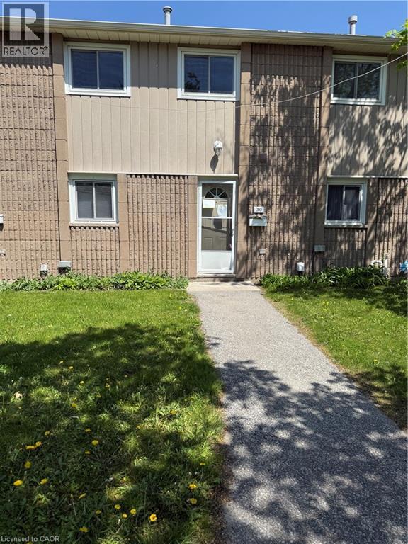 #30 25 UPPER CANADA Drive - 1