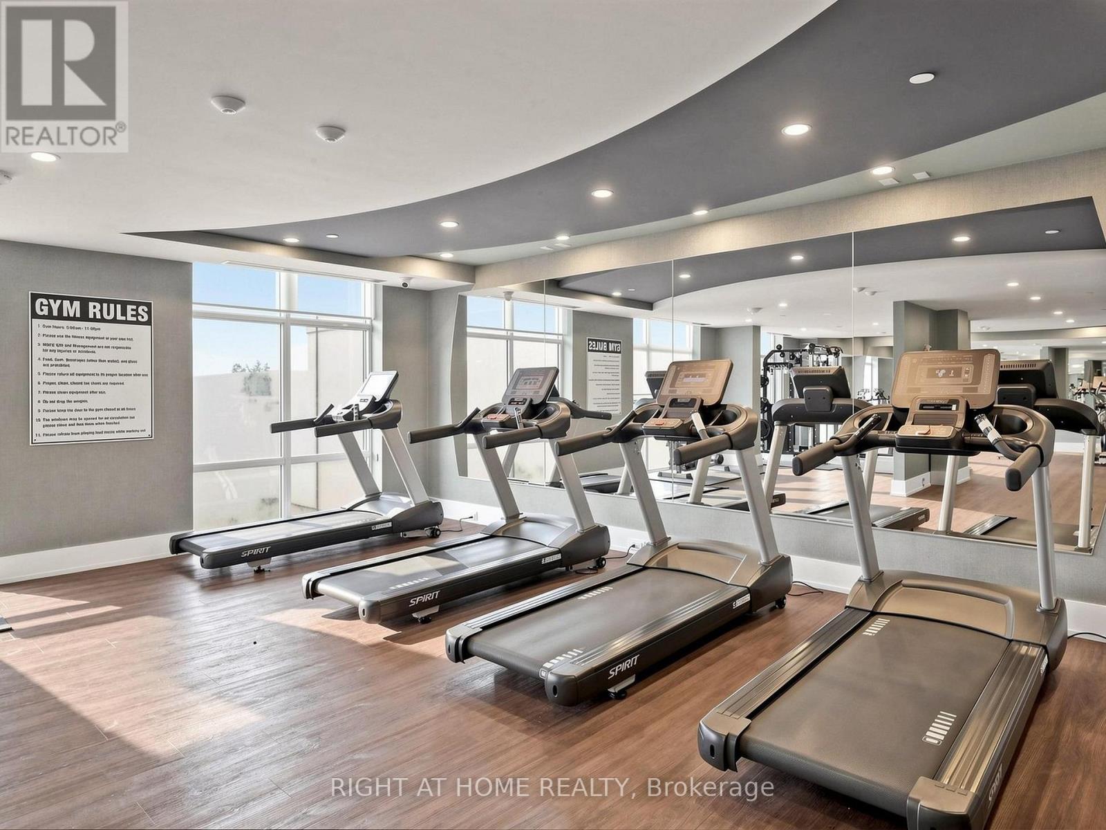 #1013 450 DUNDAS STREET E - 27