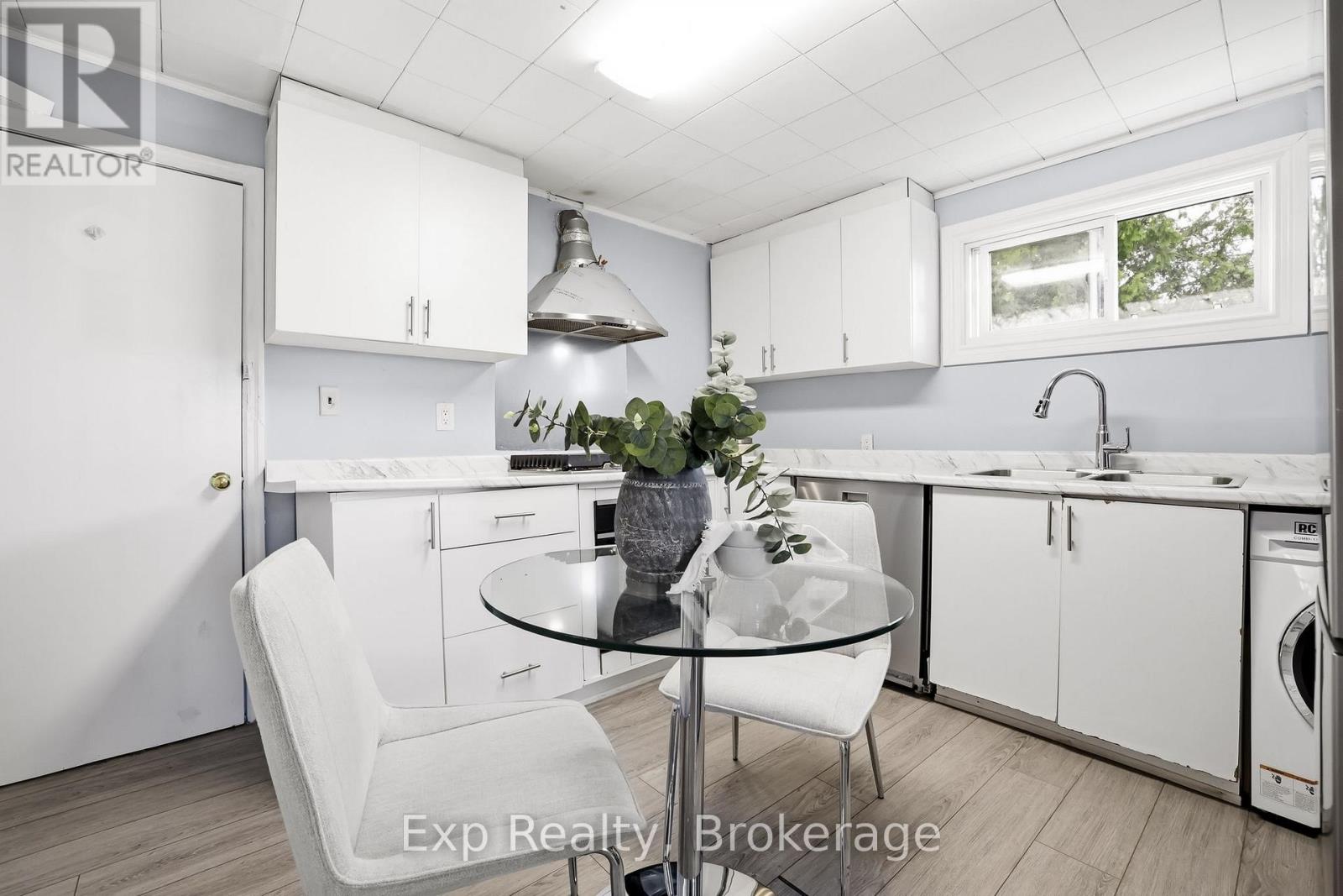 395A WILLIAM STREET - 15