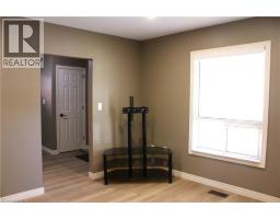 Dining room - 4935 Willmott Street, Niagara Falls, ON L2E1Z6 Photo 8