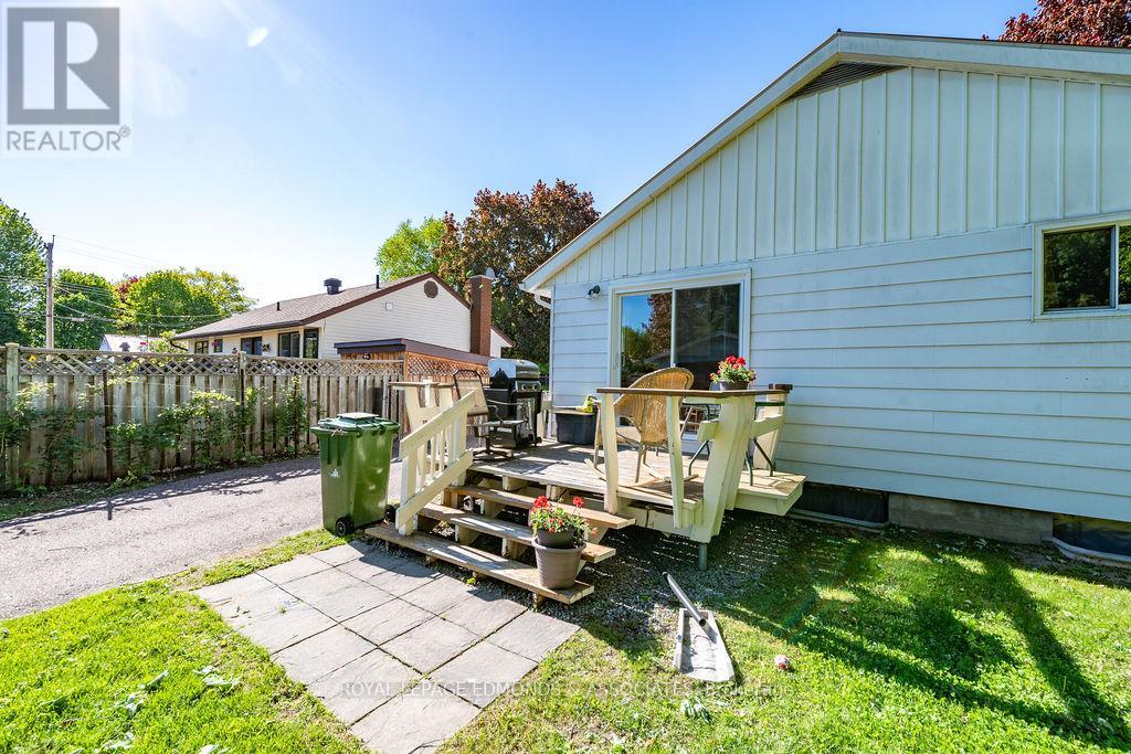 373 MORRIS STREET - 35