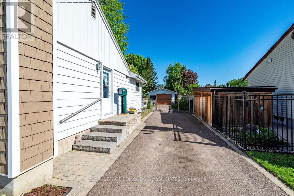 373 MORRIS STREET - 38