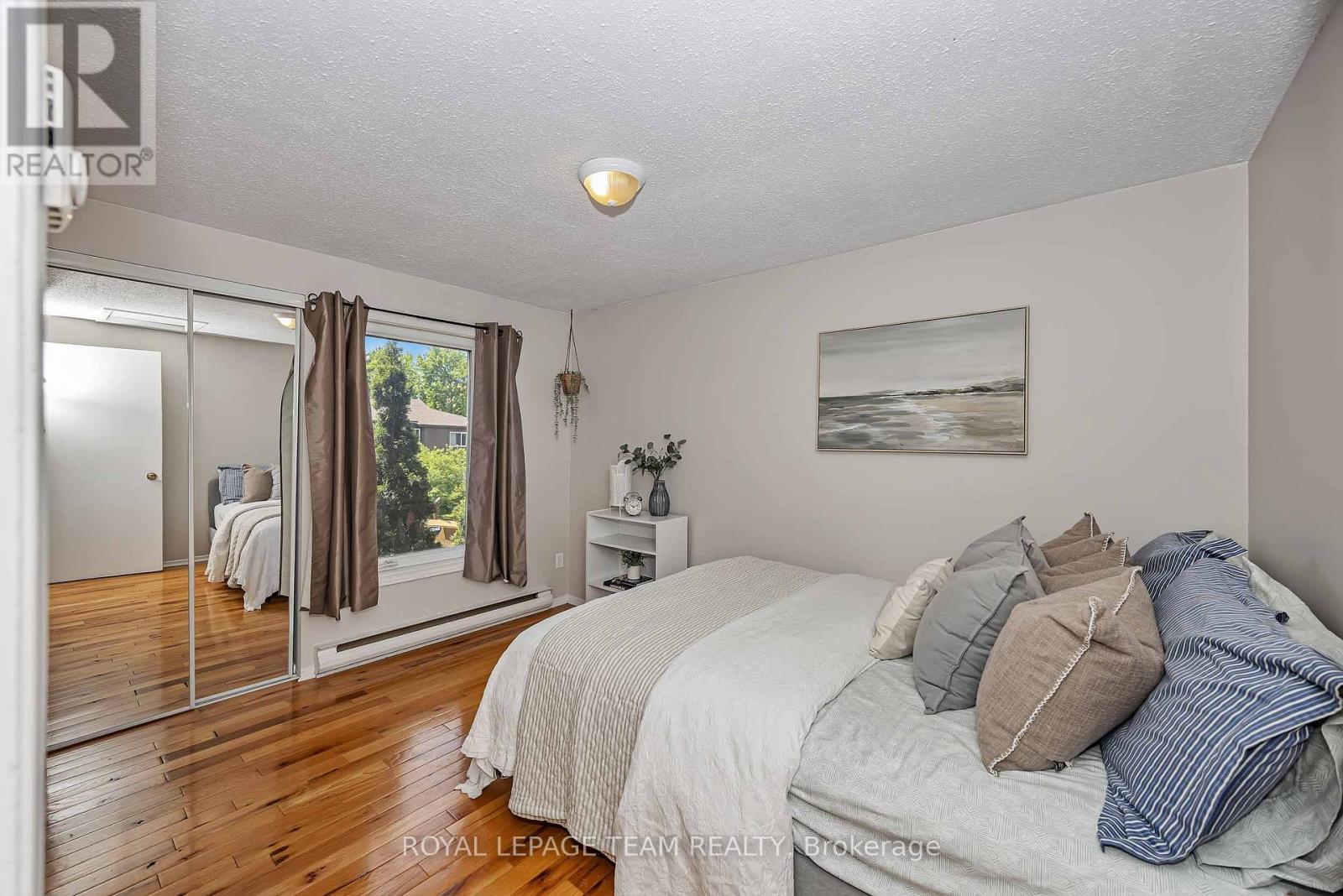 #26 3107 STOCKTON DRIVE - 14