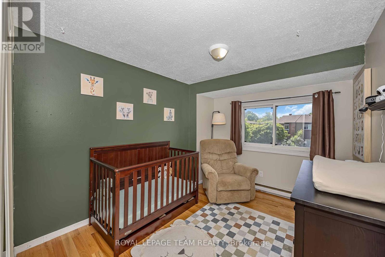#26 3107 STOCKTON DRIVE - 15