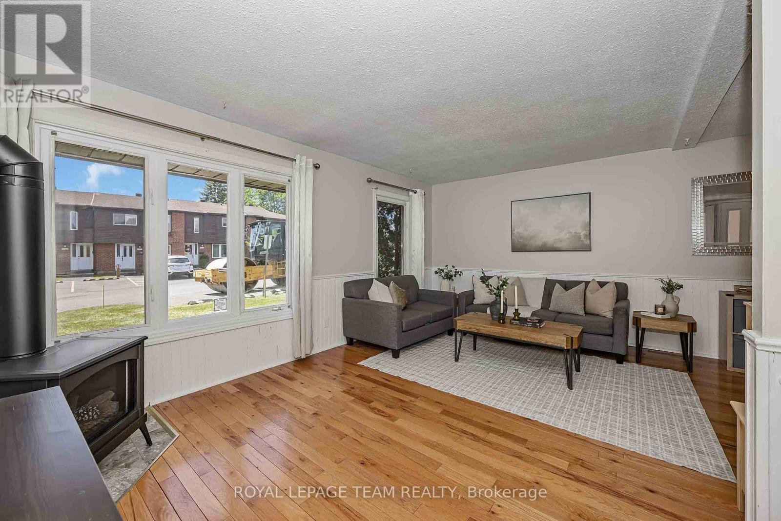 #26 3107 STOCKTON DRIVE - 5