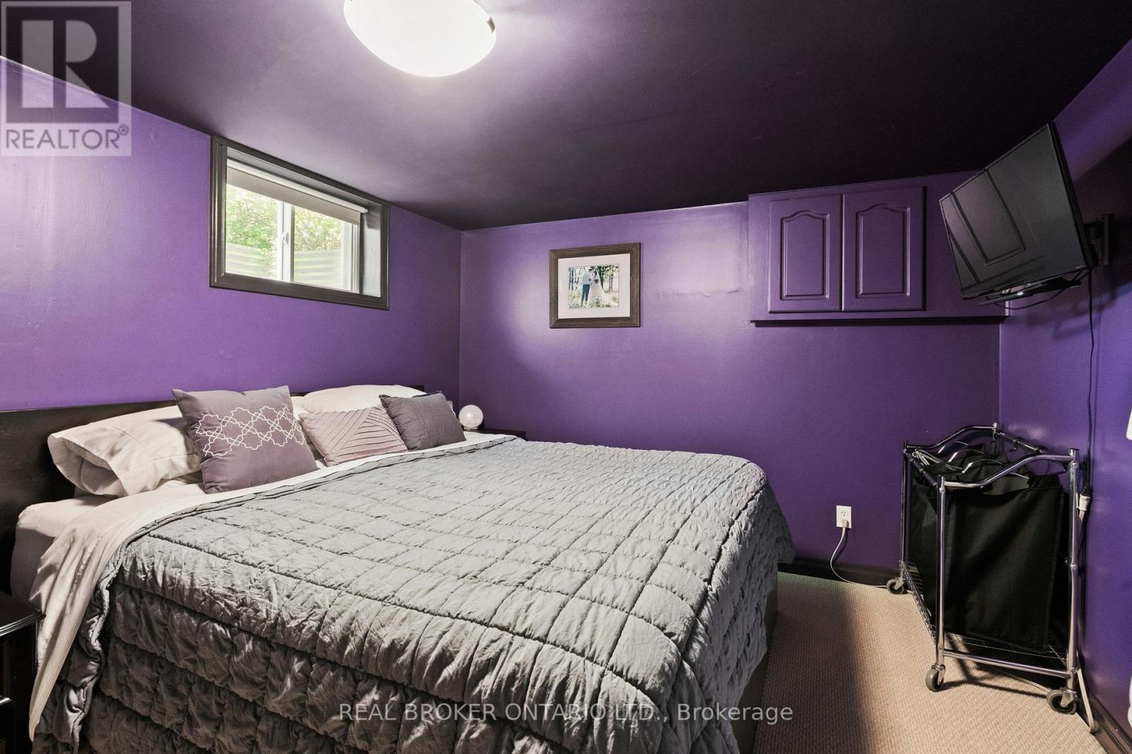 8 GOLDSMITH AVENUE - 15