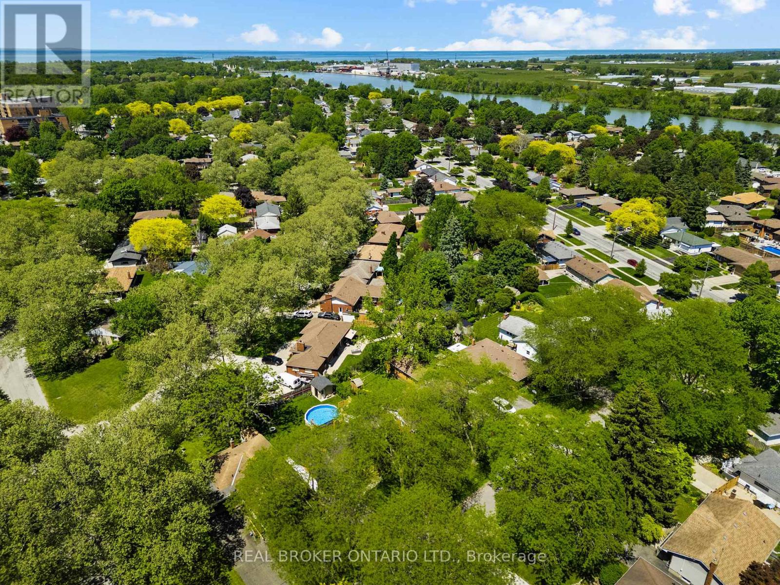 8 GOLDSMITH AVENUE - 29