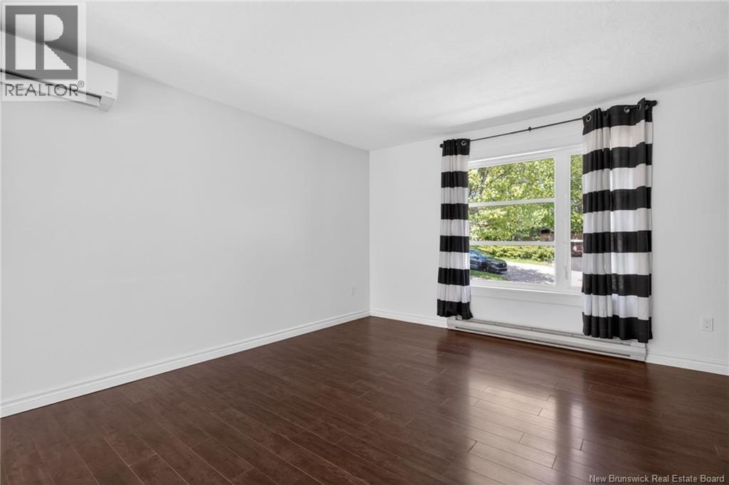208 Columbus - 14